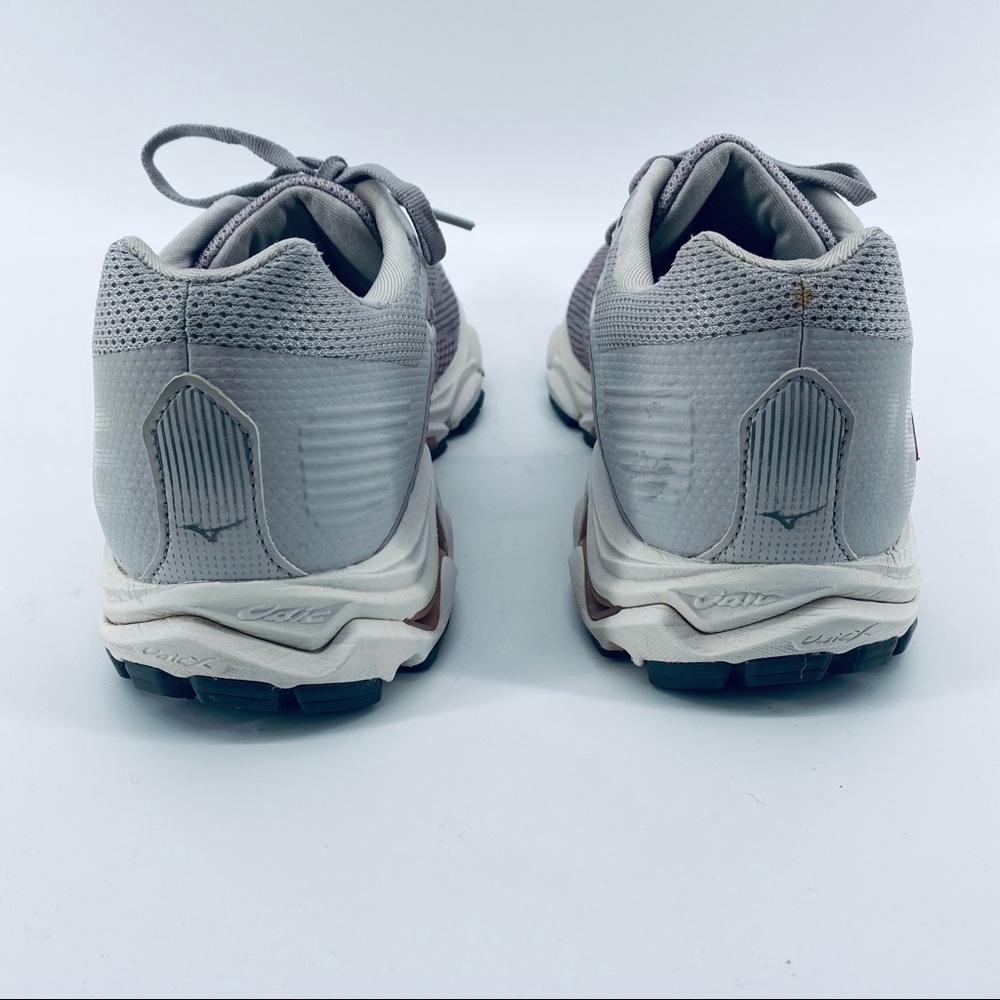 Mizuno Wave Inspire 16 Superflex Running Shoes Women's Size US 9 Gray Peach - Picture 6 of 12
